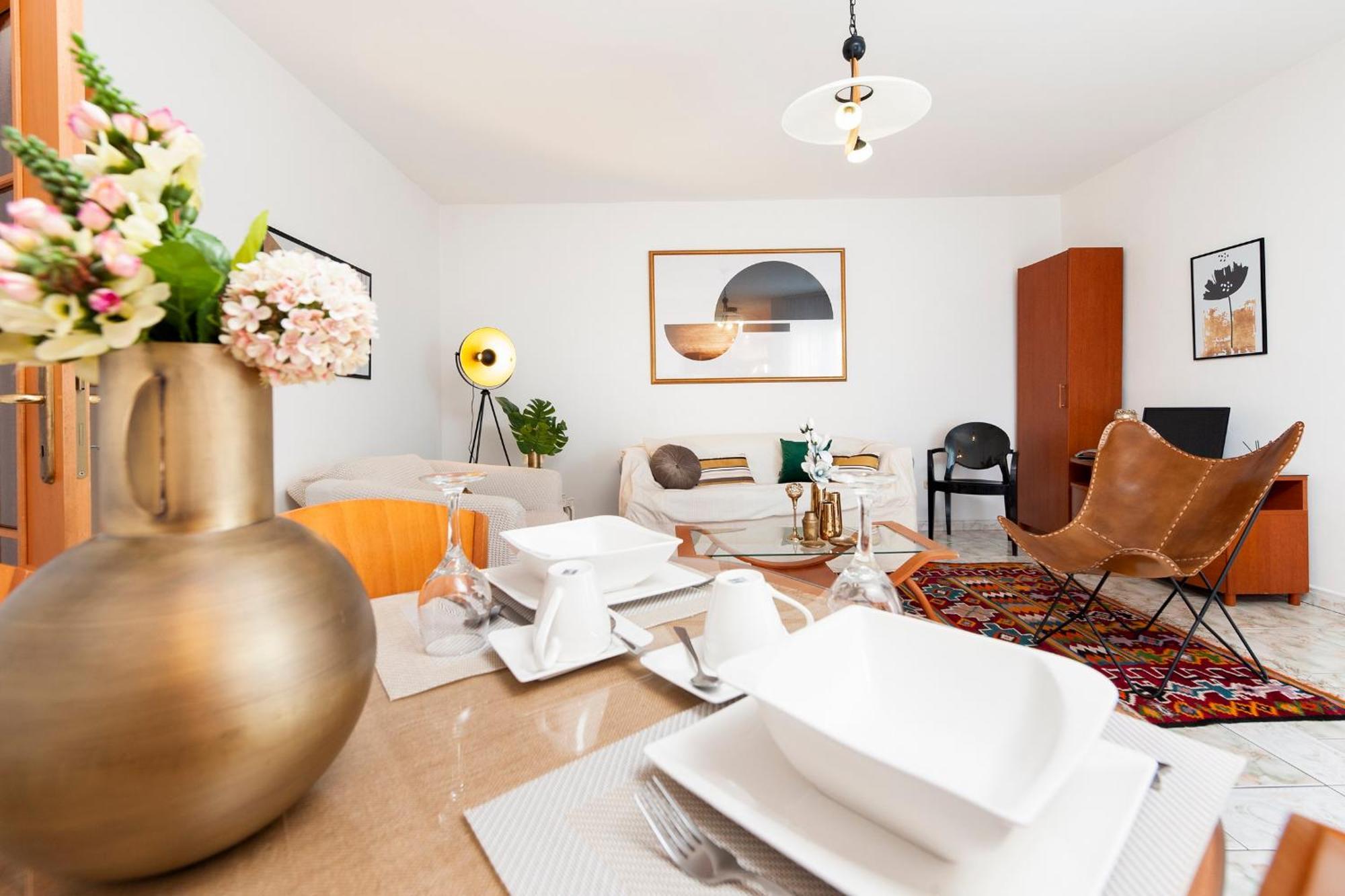 Villa Mareonda - Apartments Sussurro Ровин Екстериор снимка