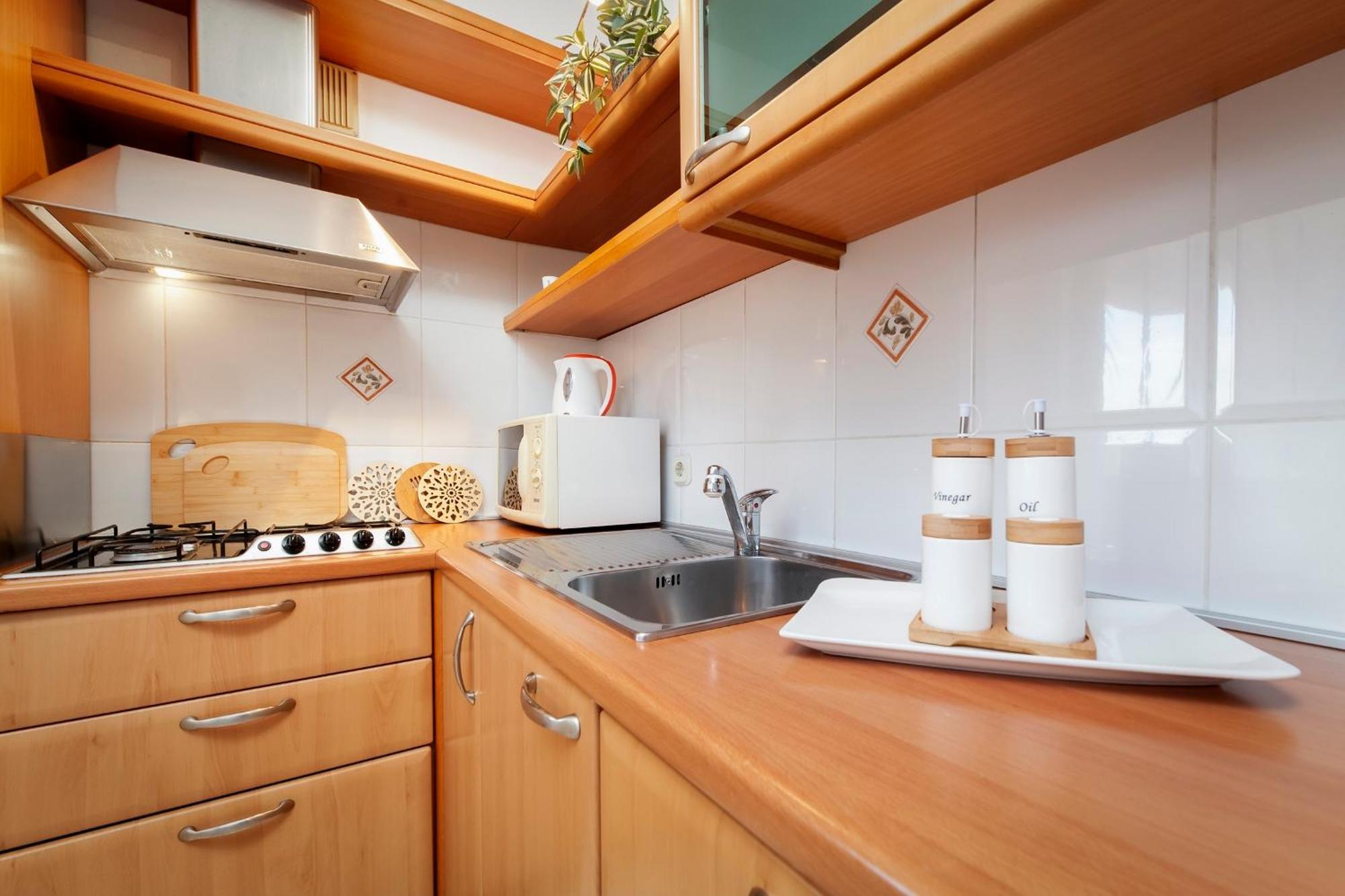 Villa Mareonda - Apartments Sussurro Ровин Екстериор снимка