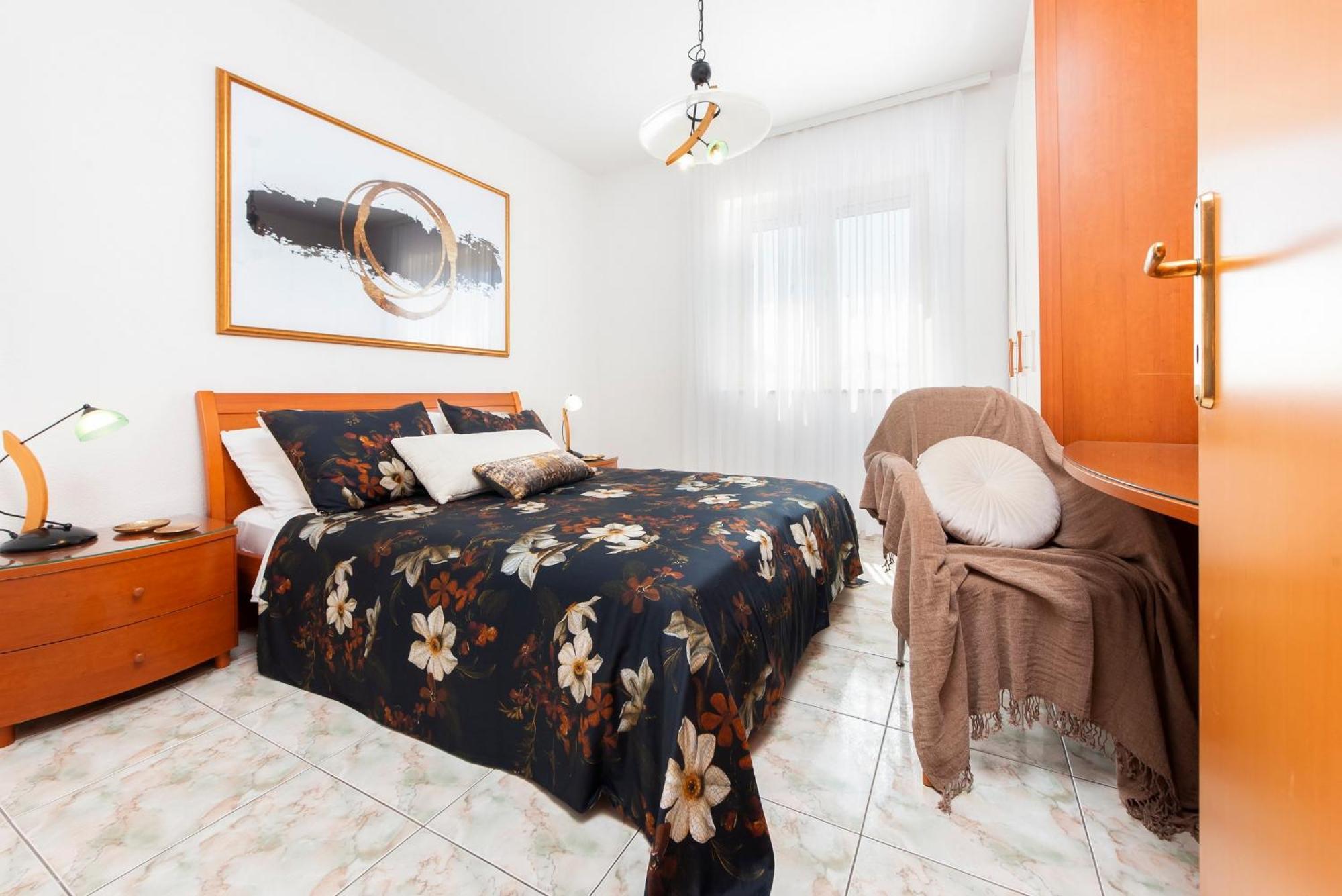 Villa Mareonda - Apartments Sussurro Ровин Екстериор снимка